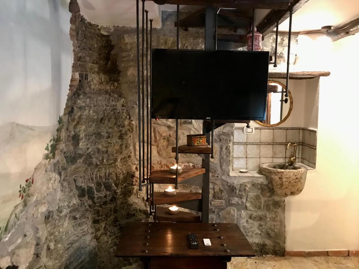 Borgo Manca Suite Sasso di Castalda Eksteriør bilde
