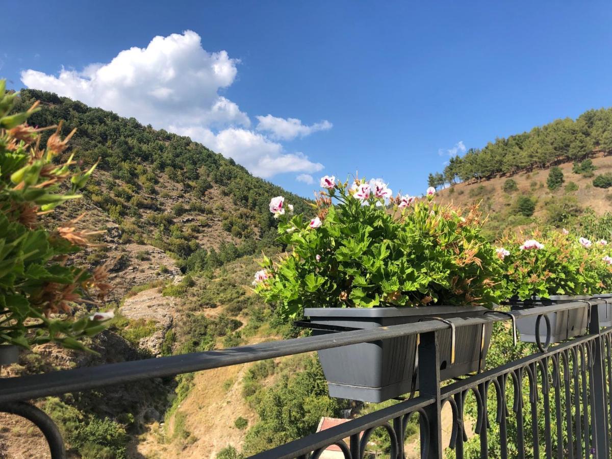 Borgo Manca Suite Sasso di Castalda Eksteriør bilde