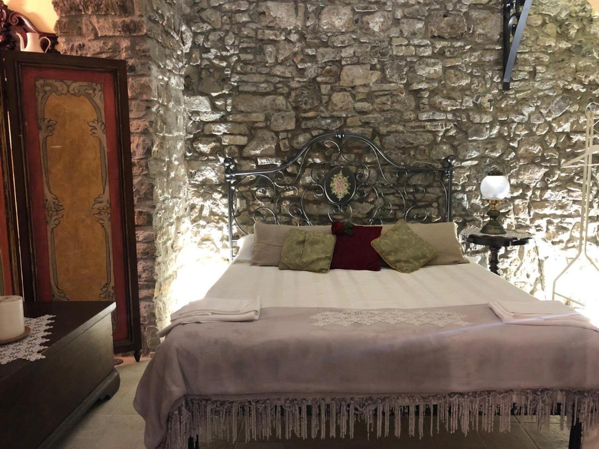 Borgo Manca Suite Sasso di Castalda Eksteriør bilde