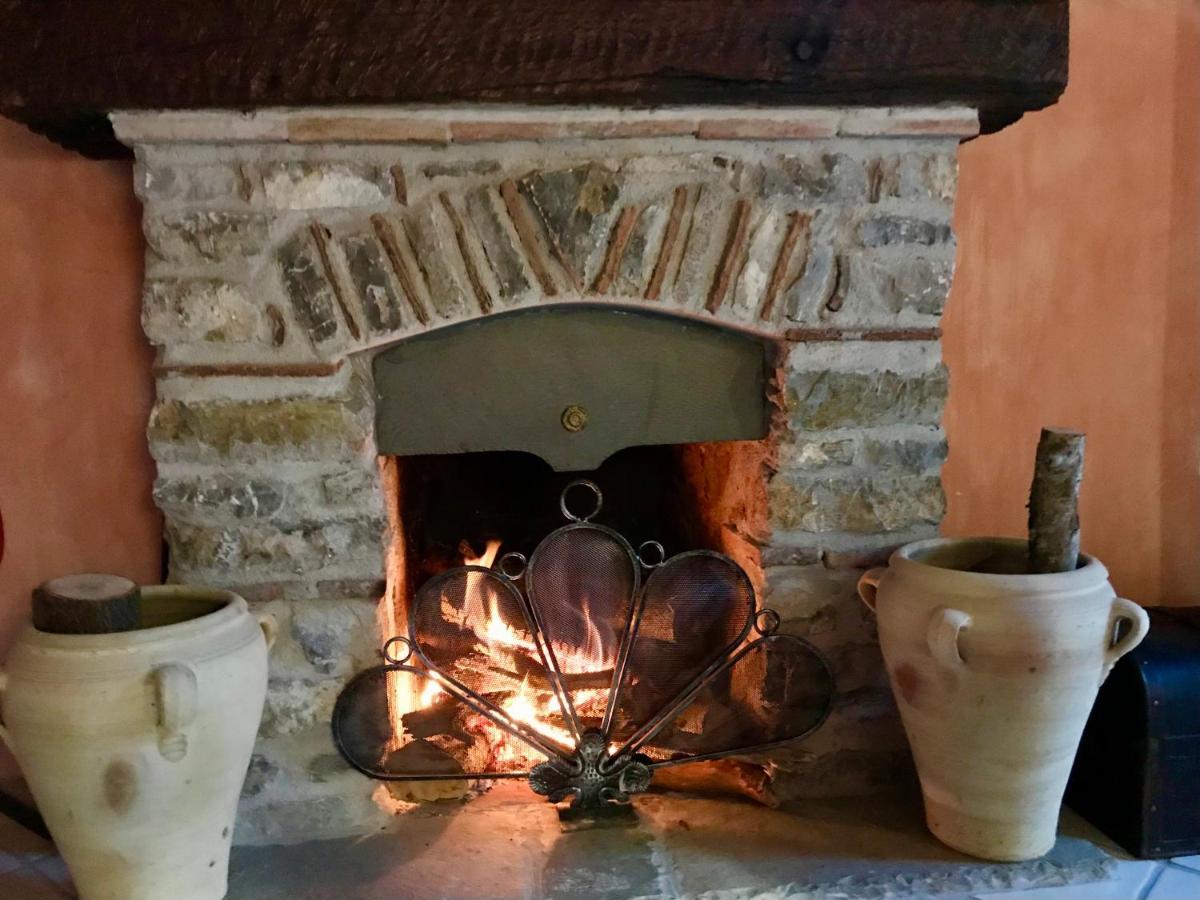 Borgo Manca Suite Sasso di Castalda Eksteriør bilde